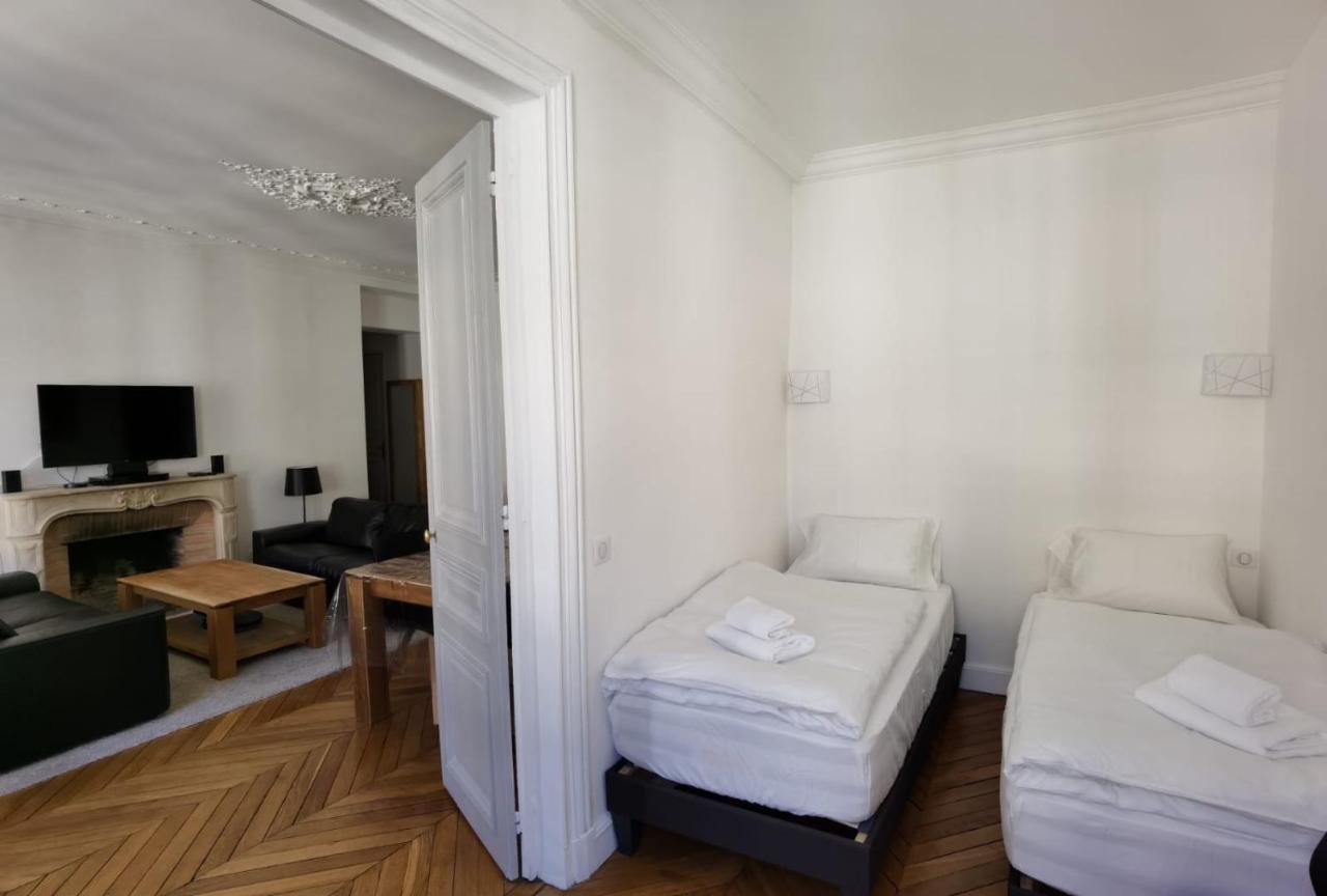 3 Pieces 4****, Au Coeur Du Quartier Historique Apartman Versailles Kültér fotó