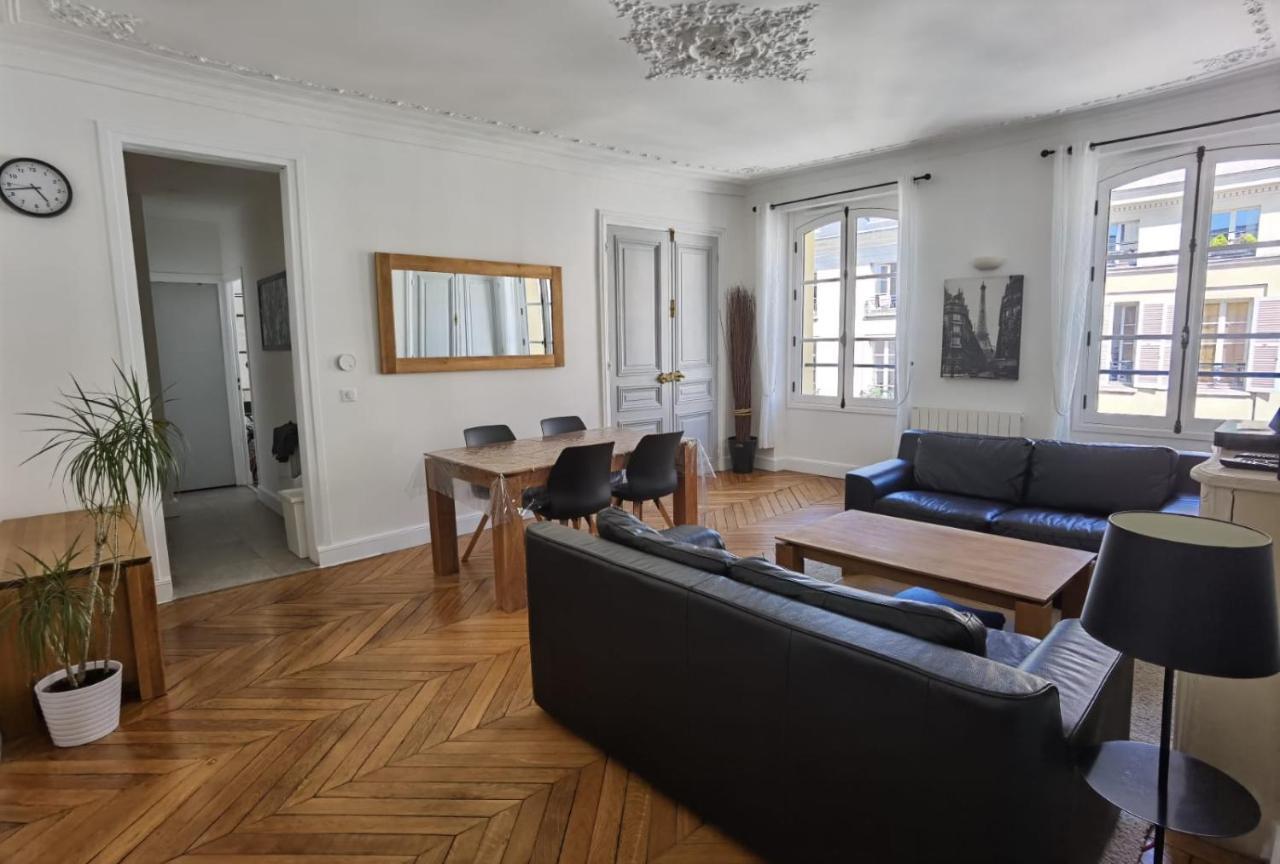 3 Pieces 4****, Au Coeur Du Quartier Historique Apartman Versailles Kültér fotó